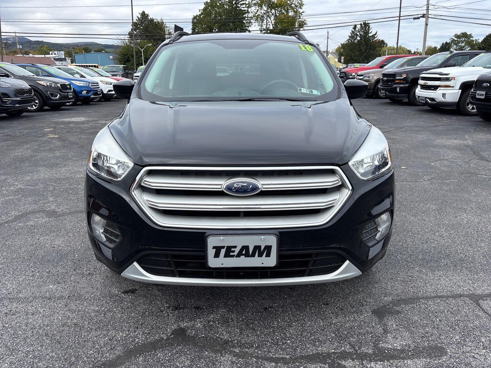 Used 2018 Ford Escape SE AWD/4WD image 2