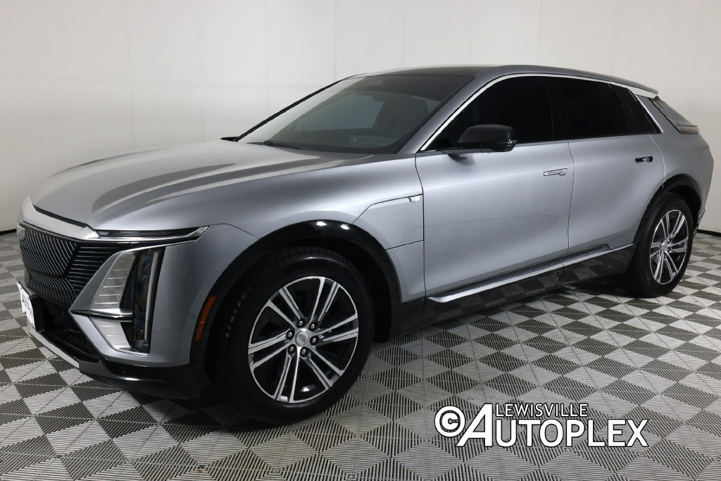 Used 2024 Cadillac Lyriq Luxury RWD image 9