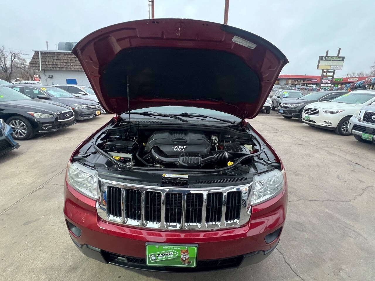 Used 2012 Jeep Grand Cherokee Laredo AWD/4WD image 21