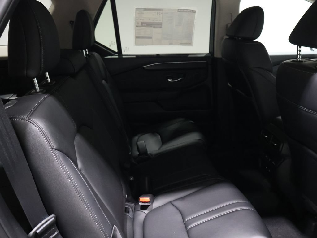 New 2026 Honda Pilot Touring image 15