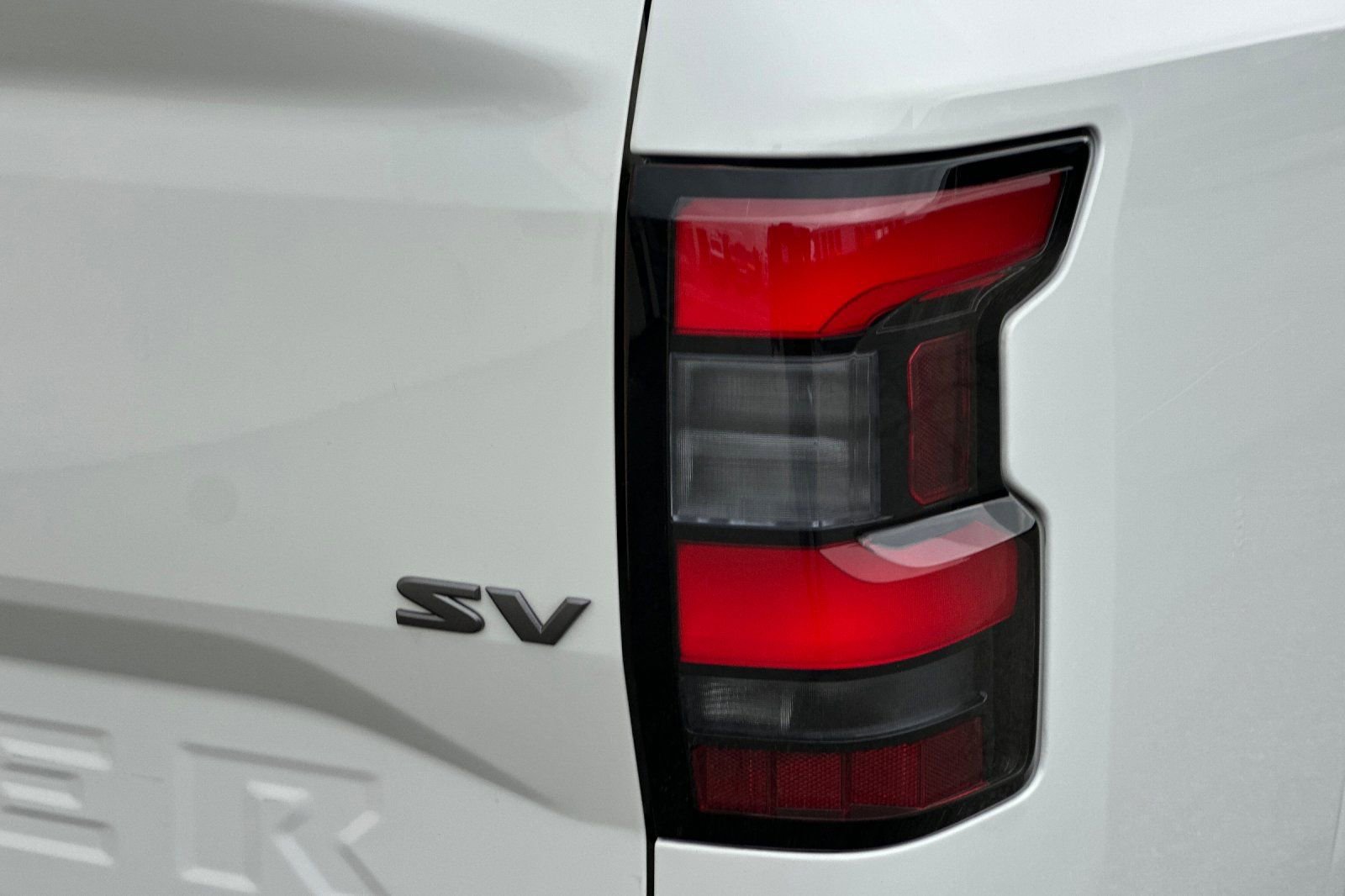 Used 2023 Nissan Frontier SV w/ Tow Package image 36