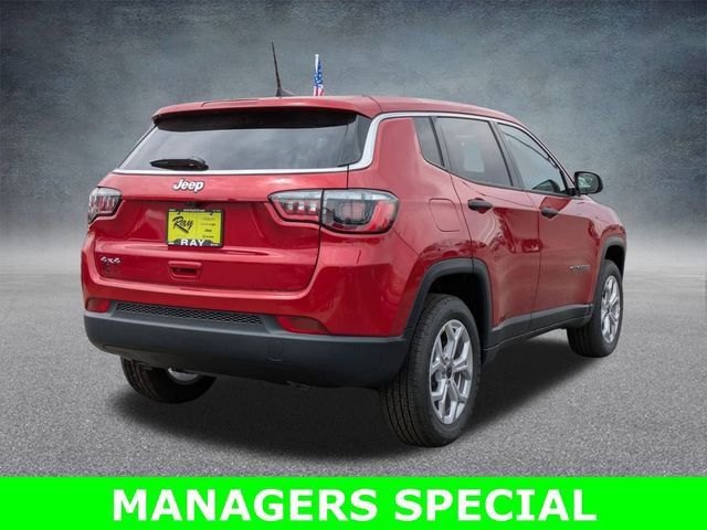 New 2025 Jeep Compass Sport image 4