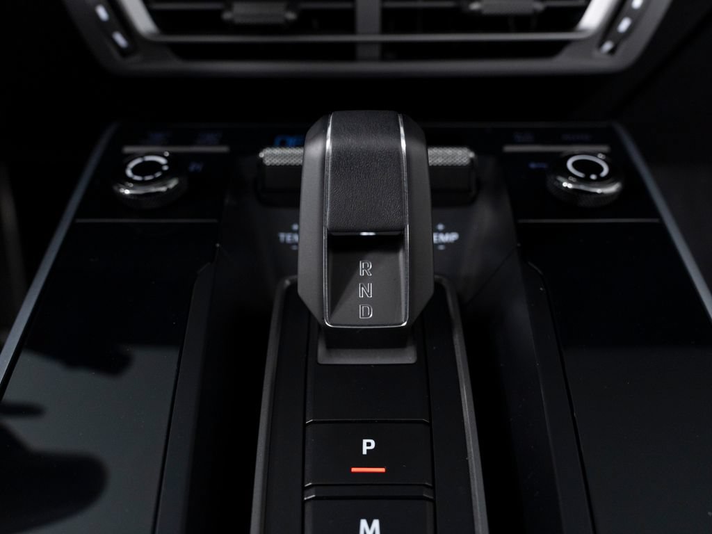 Certified 2024 Porsche 911 Turbo S AWD/4WD image 40