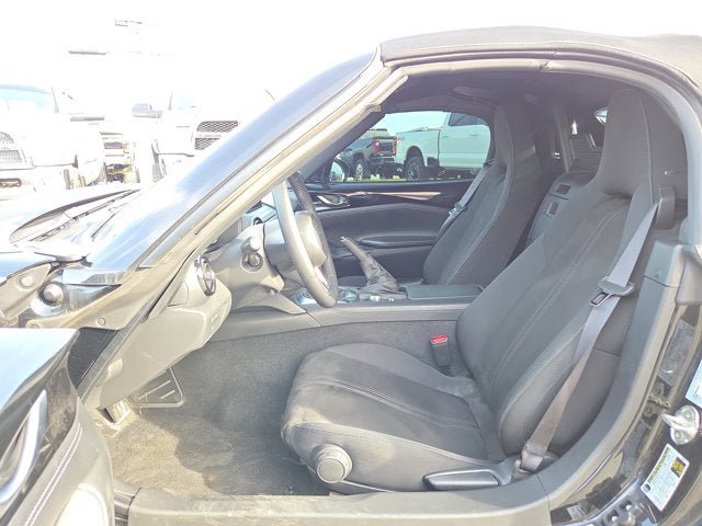 Used 2024 MAZDA MX-5 Miata Club RWD image 8