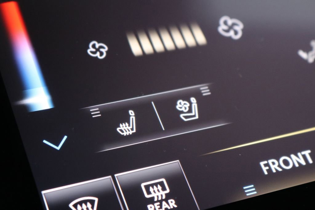 Certified 2025 INFINITI QX80 Sensory image 55