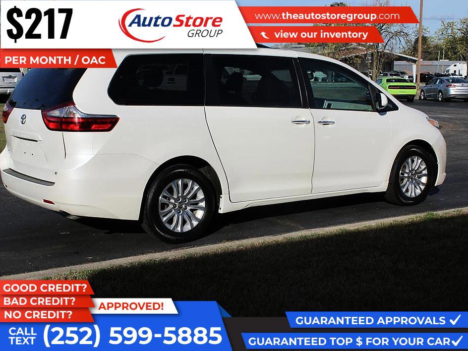Used 2016 Toyota Sienna XLE FWD image 6