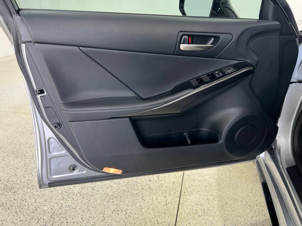 Used 2024 Lexus IS 350 F Sport RWD image 20