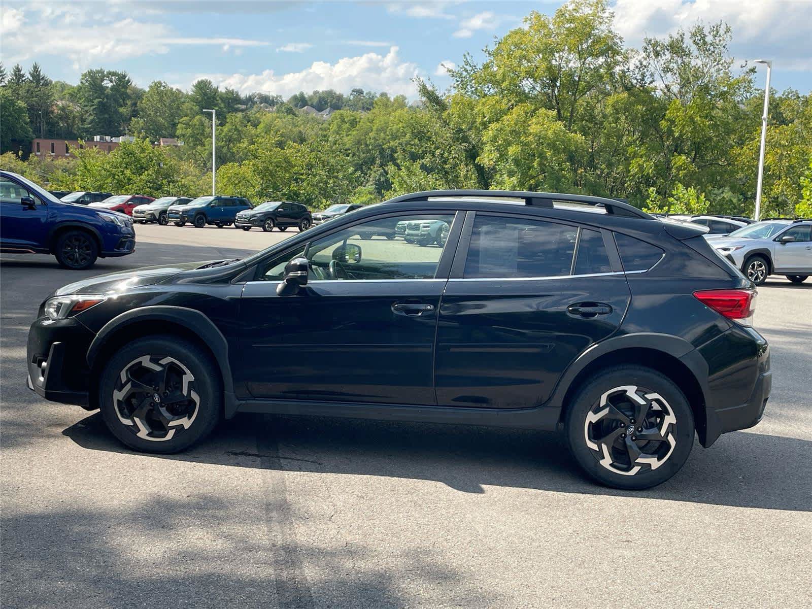 Used 2021 Subaru Crosstrek 2.5i Limited w/ Moonroof Package 2 AWD/4WD image 2