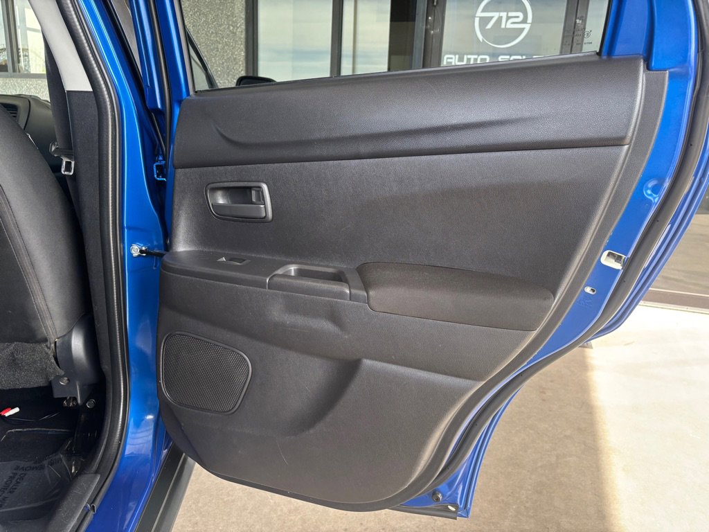 Used 2015 Mitsubishi Outlander Sport ES image 30