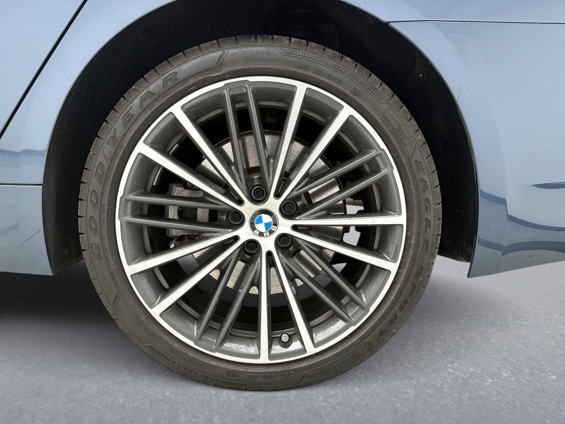 Used 2023 BMW 540i xDrive w/ Executive Package AWD/4WD image 12