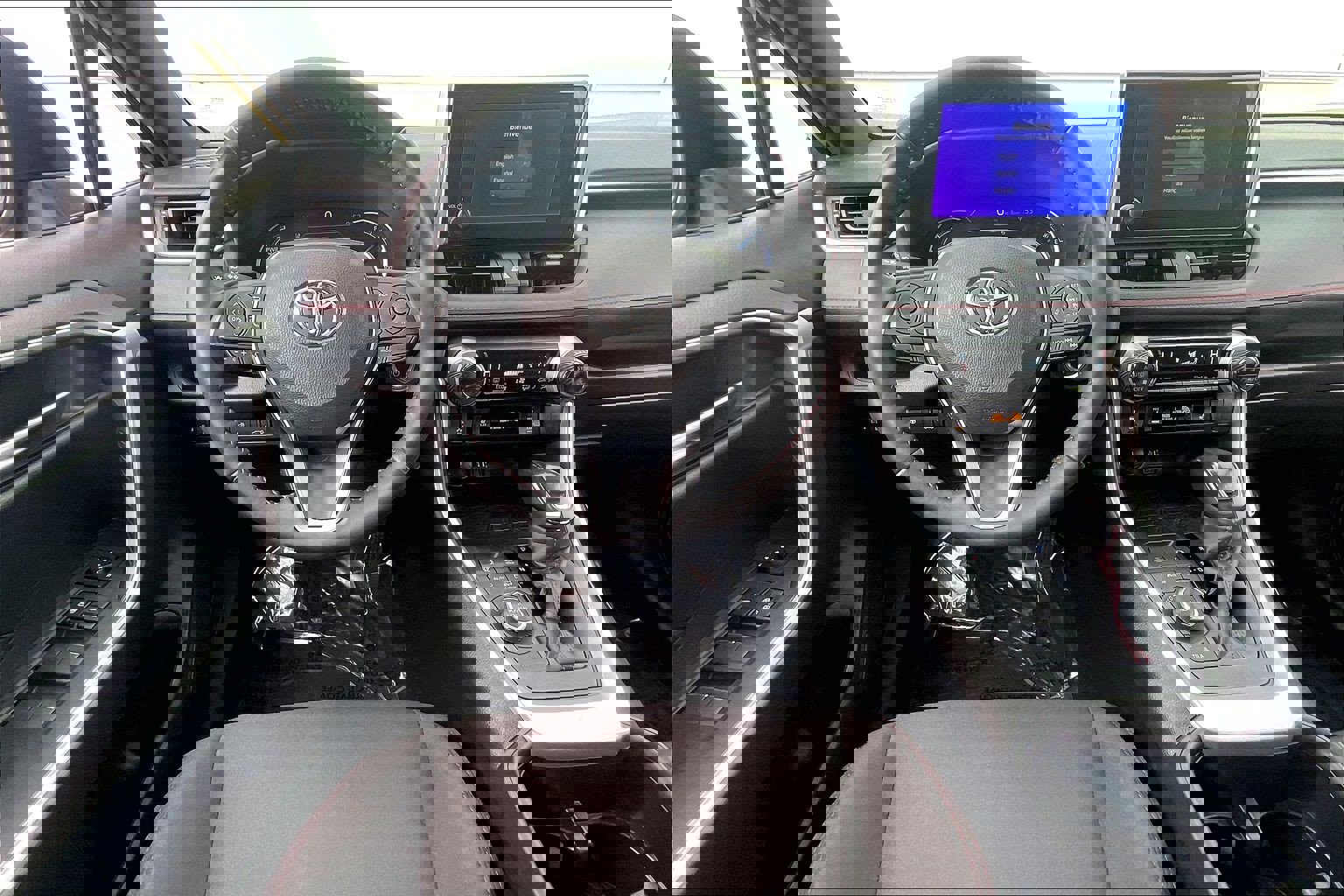 Used 2023 Toyota RAV4 SE image 6