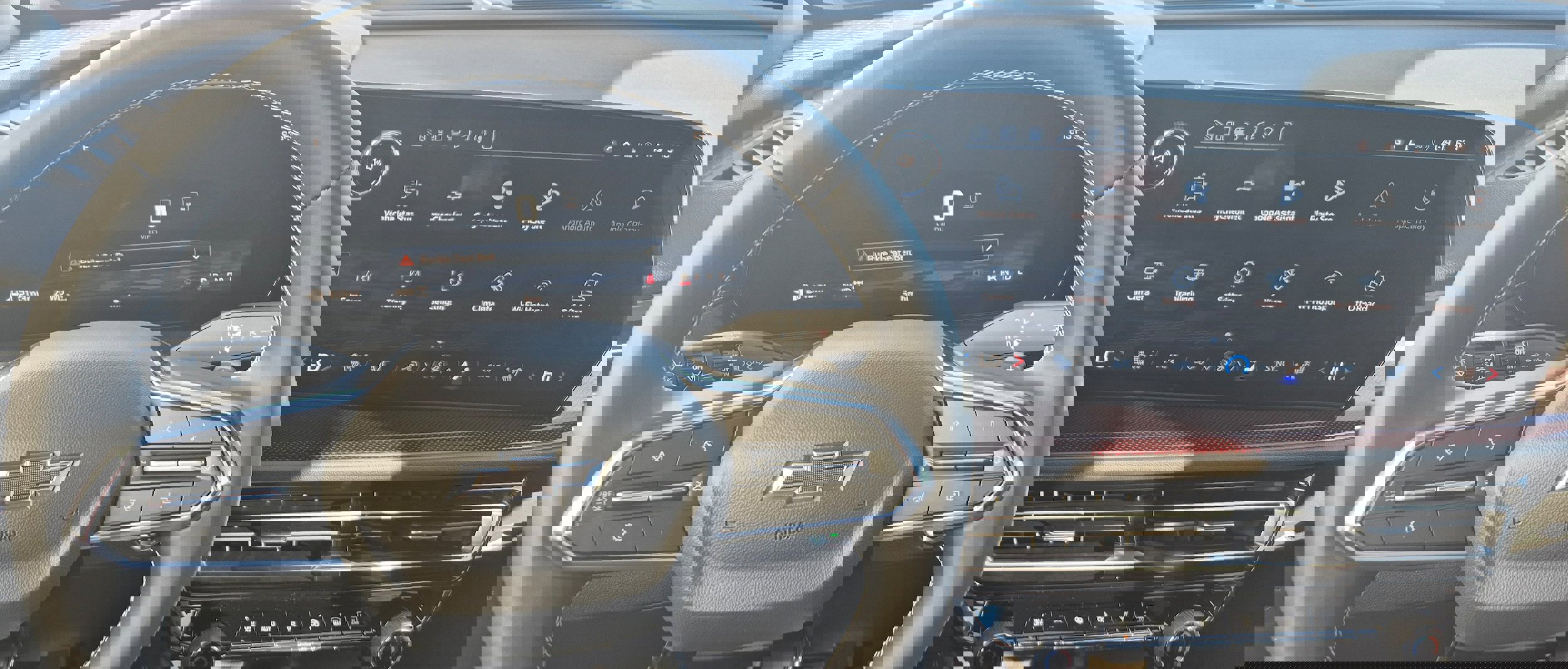 New 2026 Chevrolet Traverse Z71 image 9