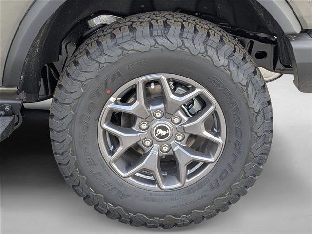 New 2025 Ford Bronco Badlands image 9