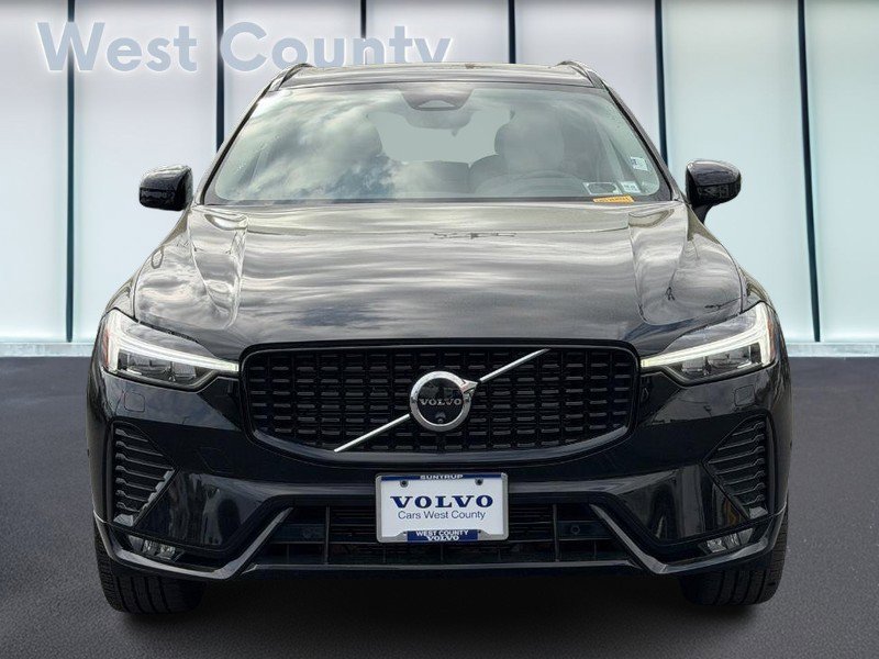 Certified 2024 Volvo XC60 B5 Plus w/ Protection Package Premier AWD/4WD image 10