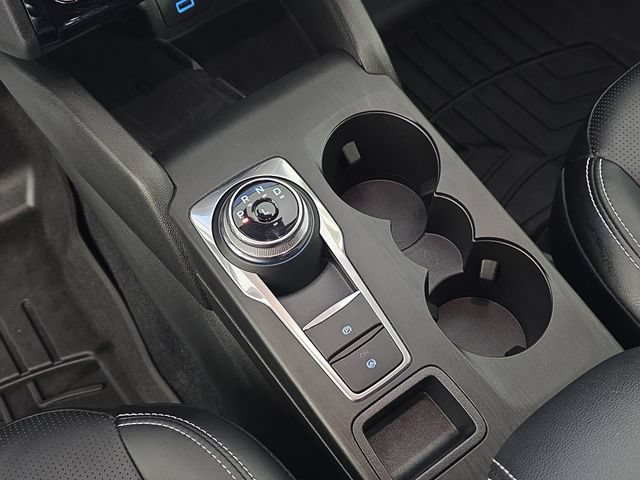 Used 2023 Ford Escape Platinum AWD/4WD image 31