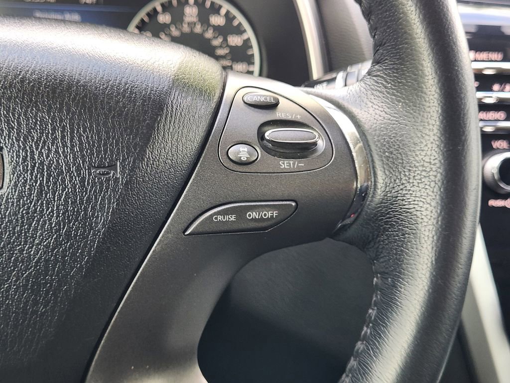 Used 2019 Nissan Murano SV w/ Premium Package image 32