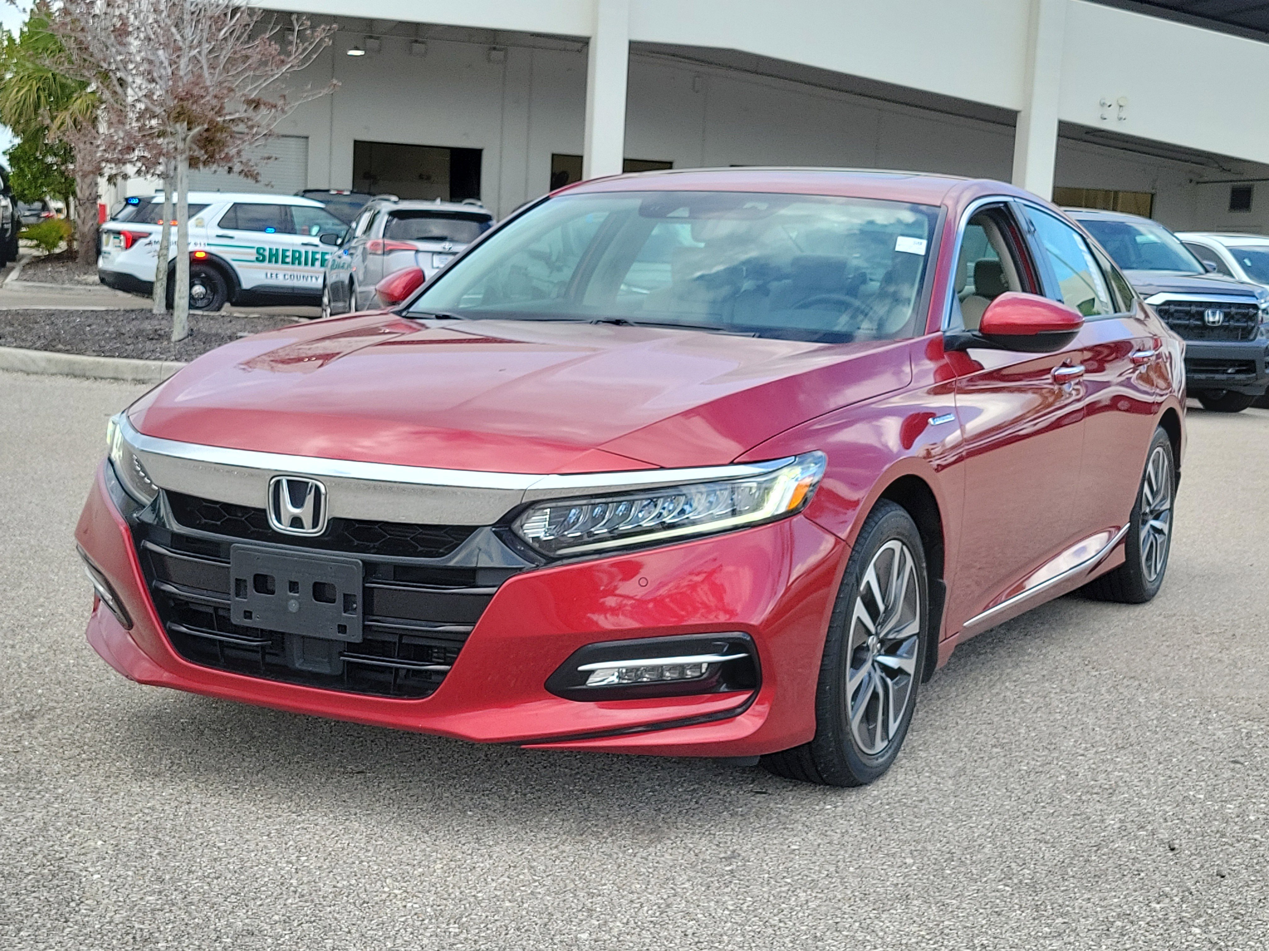 Used 2019 Honda Accord Touring image 3