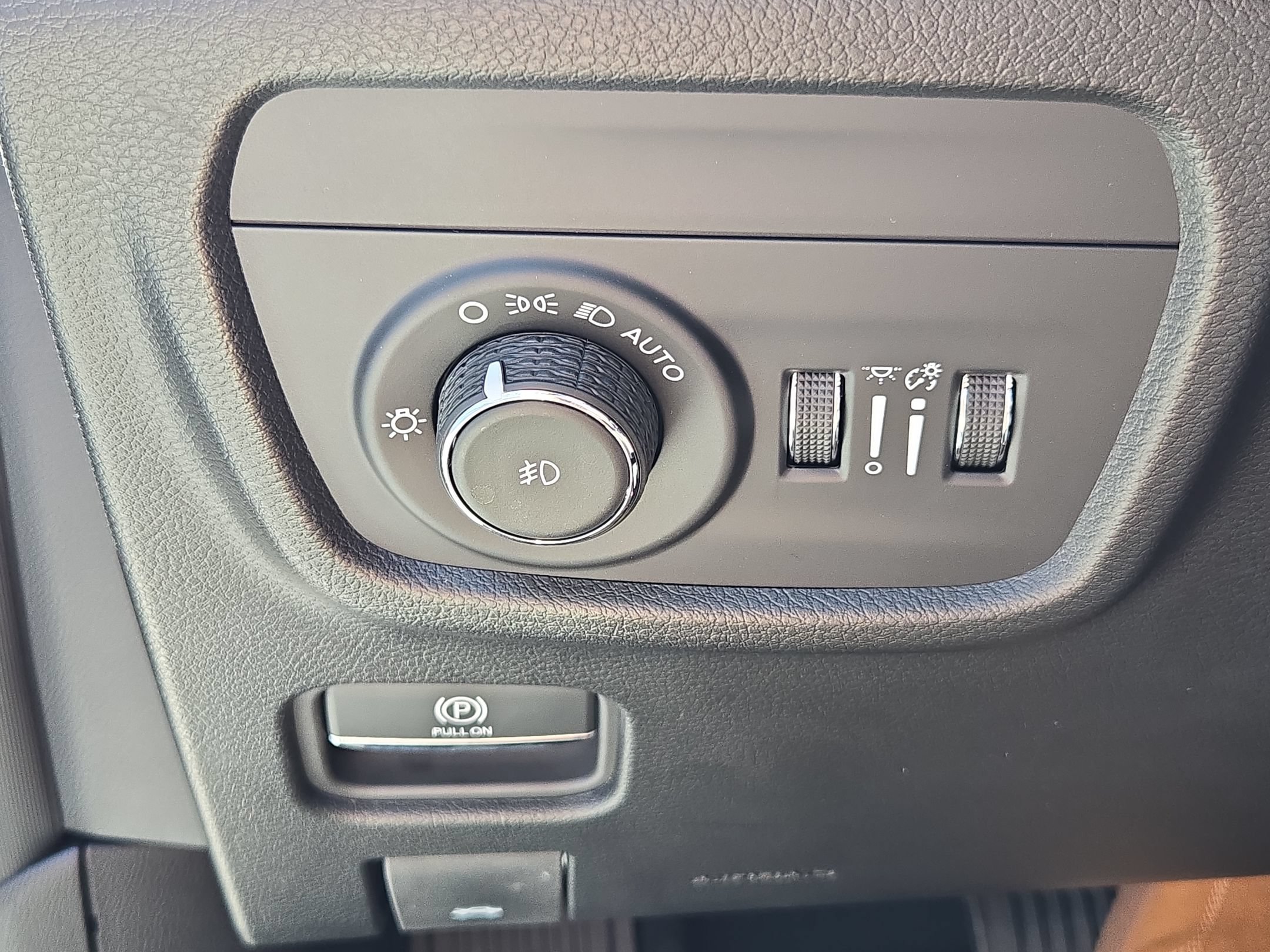 New 2027 Jeep Grand Cherokee Limited AWD/4WD image 34
