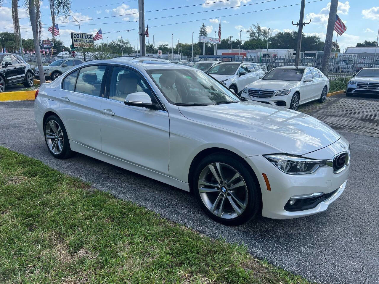 Used 2018 BMW 330i Sedan image 4