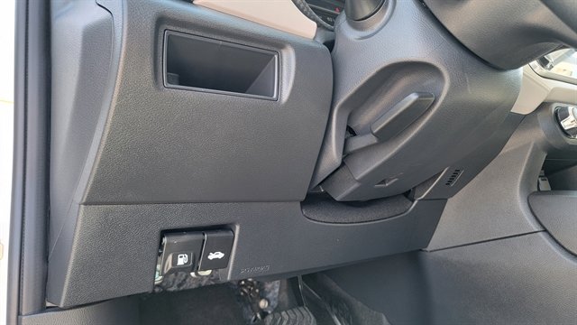 Used 2022 Nissan Versa SV w/ Trunk Package FWD image 22