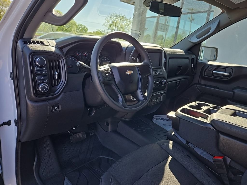 Used 2025 Chevrolet Silverado 1500 Custom AWD/4WD image 43