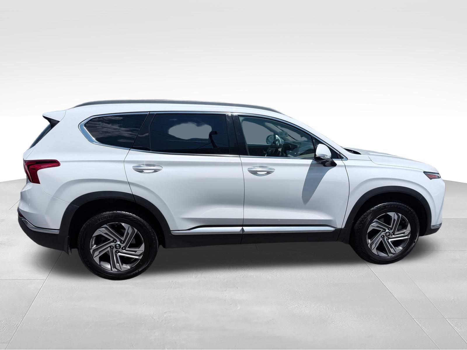 Used 2021 Hyundai Santa Fe SEL w/ Convenience Package AWD/4WD image 4