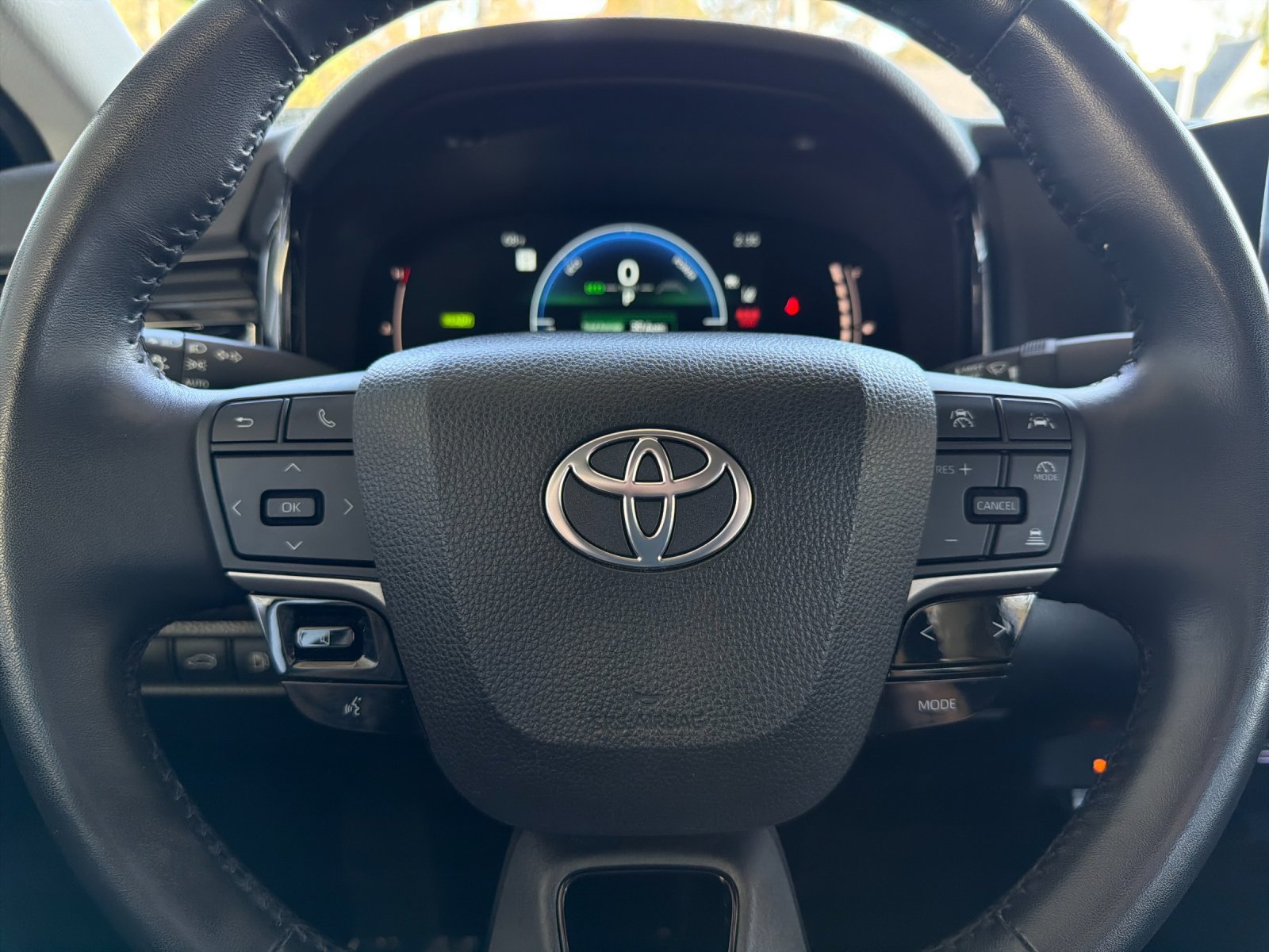 Used 2025 Toyota Camry LE w/ Convenience Package AWD/4WD image 20