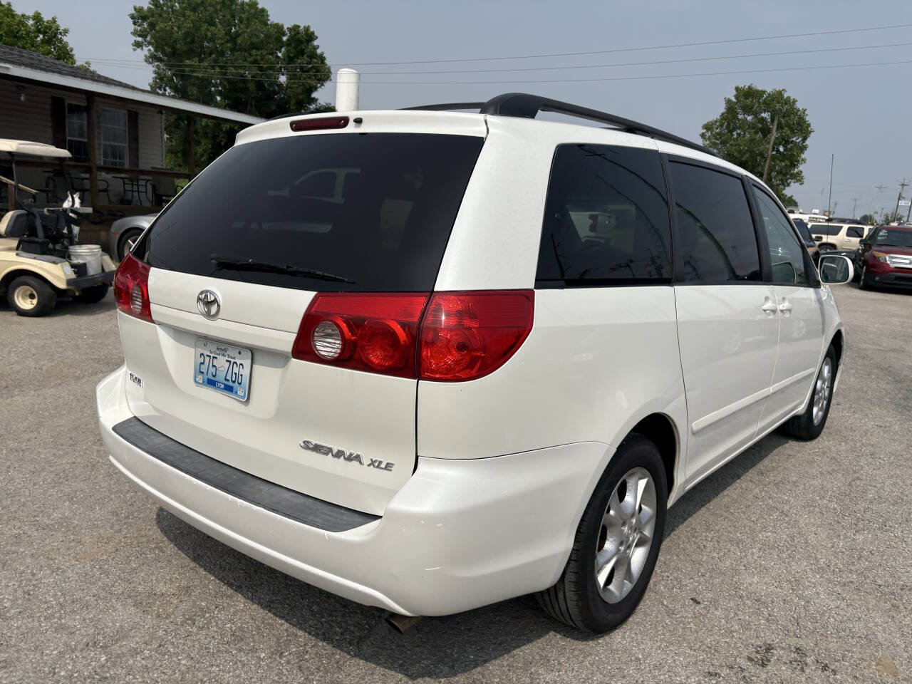 Used 2010 Toyota Sienna image 8