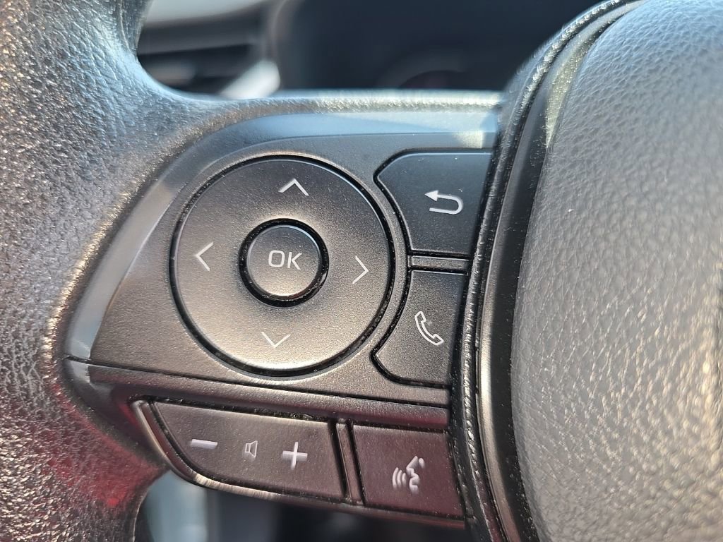 Used 2023 Toyota RAV4 XLE image 20