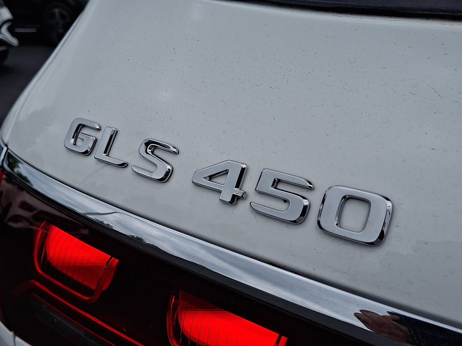 New 2026 Mercedes-Benz GLS 450 4MATIC image 28