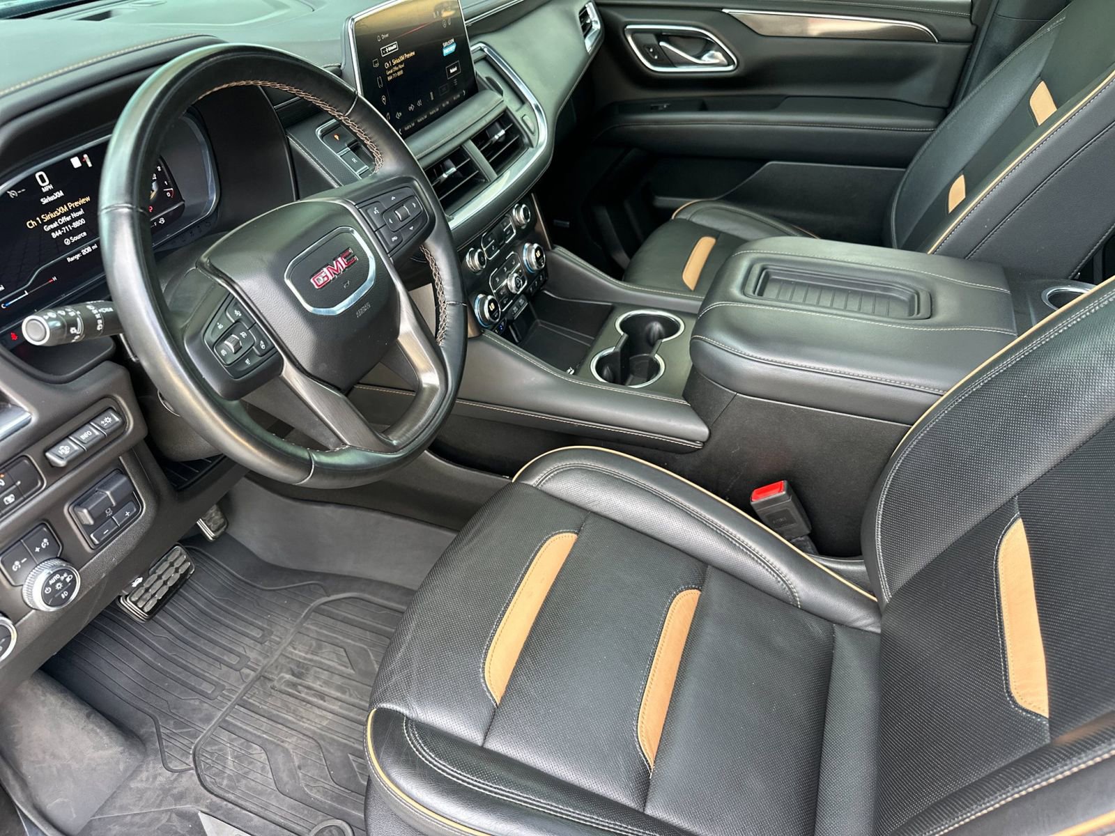 Used 2023 GMC Yukon AT4 w/ AT4 Premium Plus Package AWD/4WD image 10