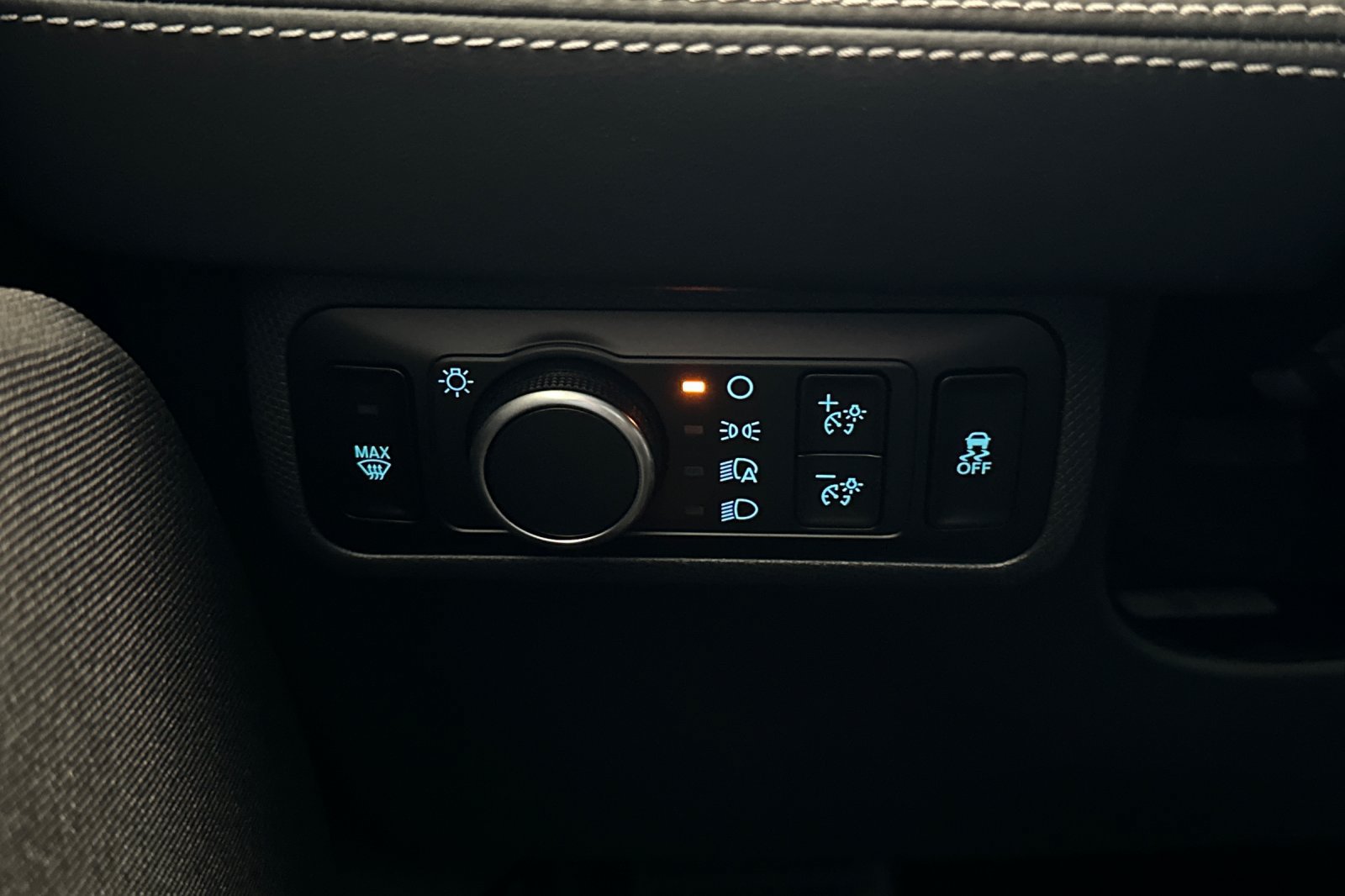 New 2026 Ford Mustang Mach-E Select RWD image 27