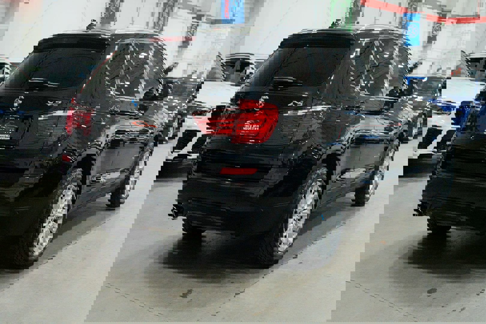 Used 2017 BMW X3 xDrive28i image 8