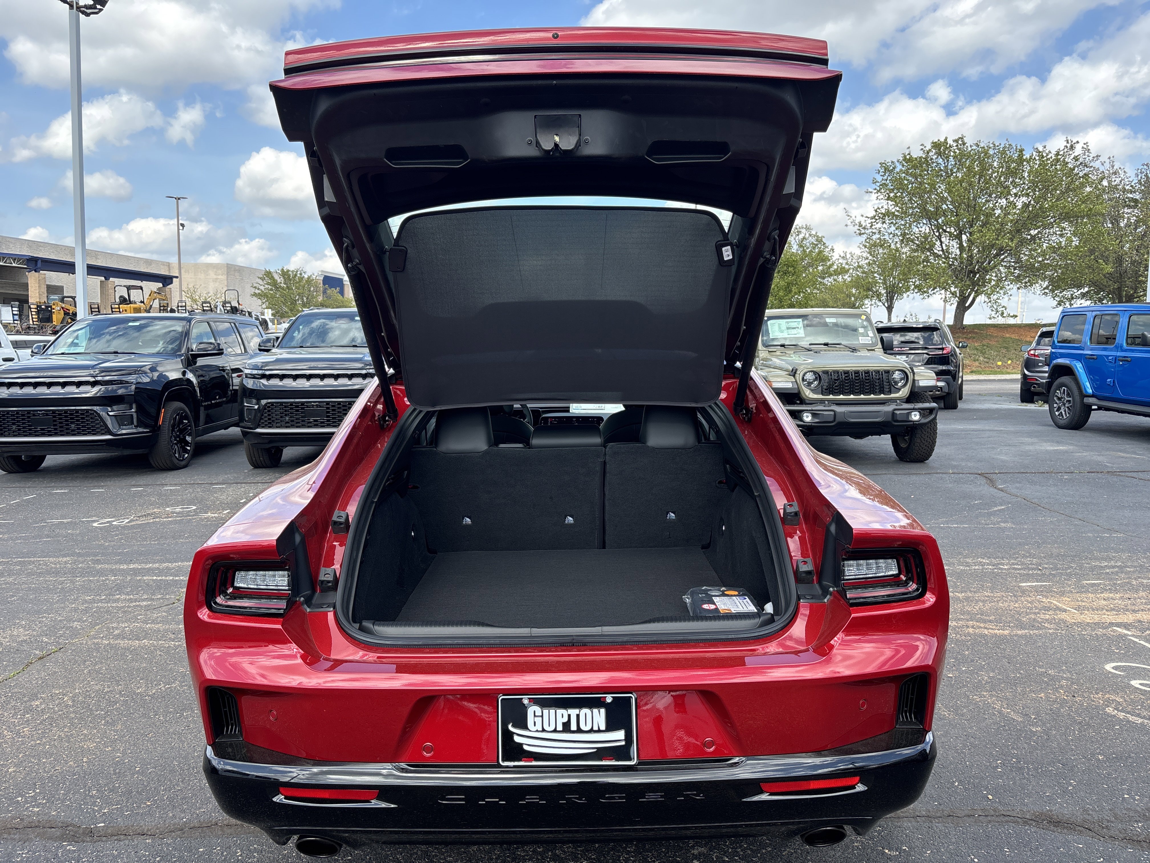 New 2026 Dodge Charger R/T image 9