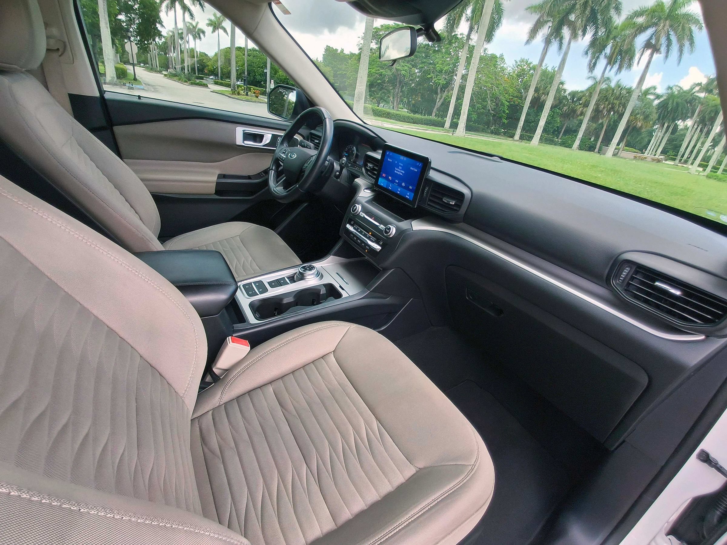 Used 2020 Ford Explorer XLT RWD image 42