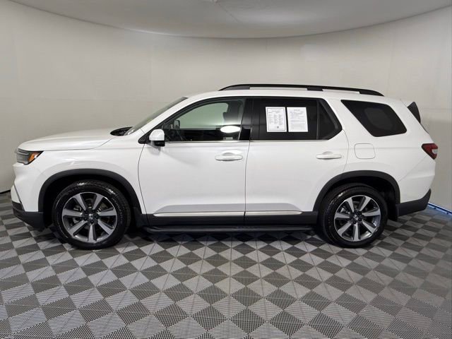 Used 2025 Honda Pilot Elite video 3