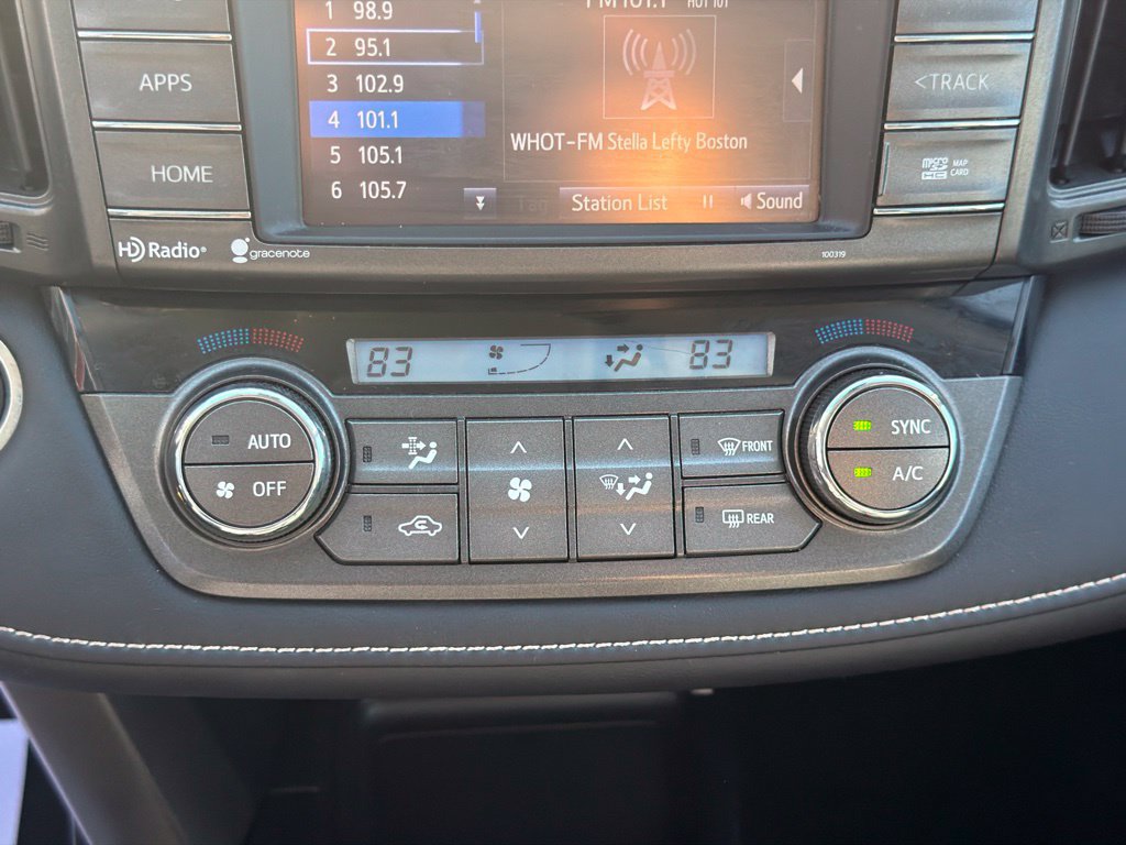 Used 2015 Toyota RAV4 Limited w/ Technology Package AWD/4WD image 18