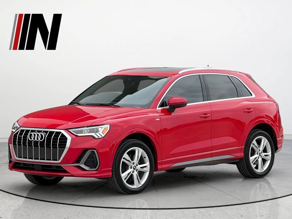 Used 2022 Audi Q3 2.0T Premium Plus w/ Premium Plus Package AWD/4WD image 1