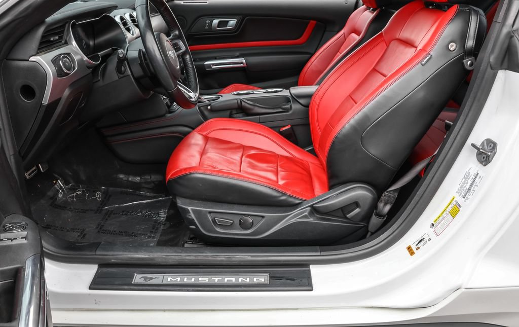 Used 2022 Ford Mustang GT Premium w/ Equipment Group 401A RWD image 17