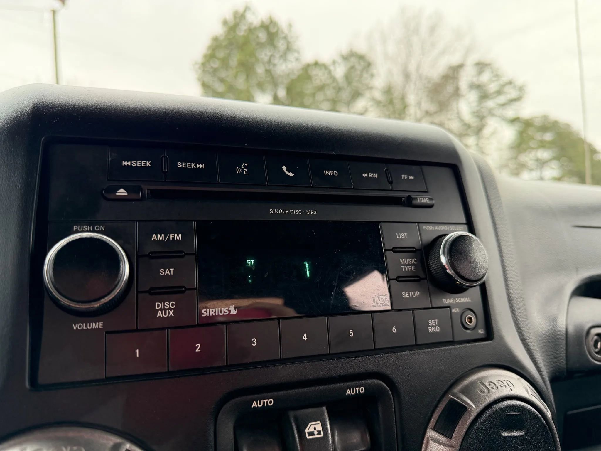 Used 2011 Jeep Wrangler Sport image 17