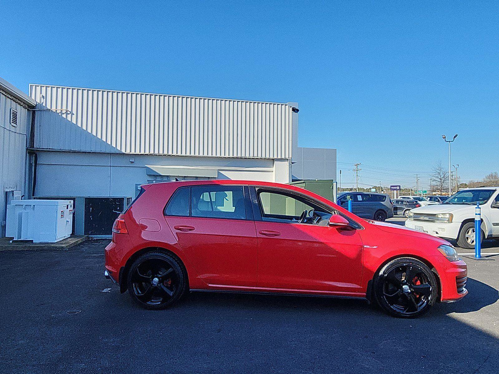 Used 2015 Volkswagen GTI SE w/ Lighting Package (SEL) image 6