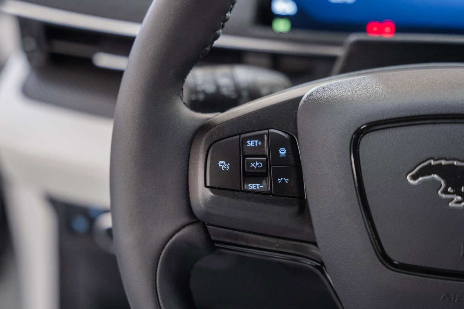 Certified 2025 Ford Mustang Mach-E Premium image 32