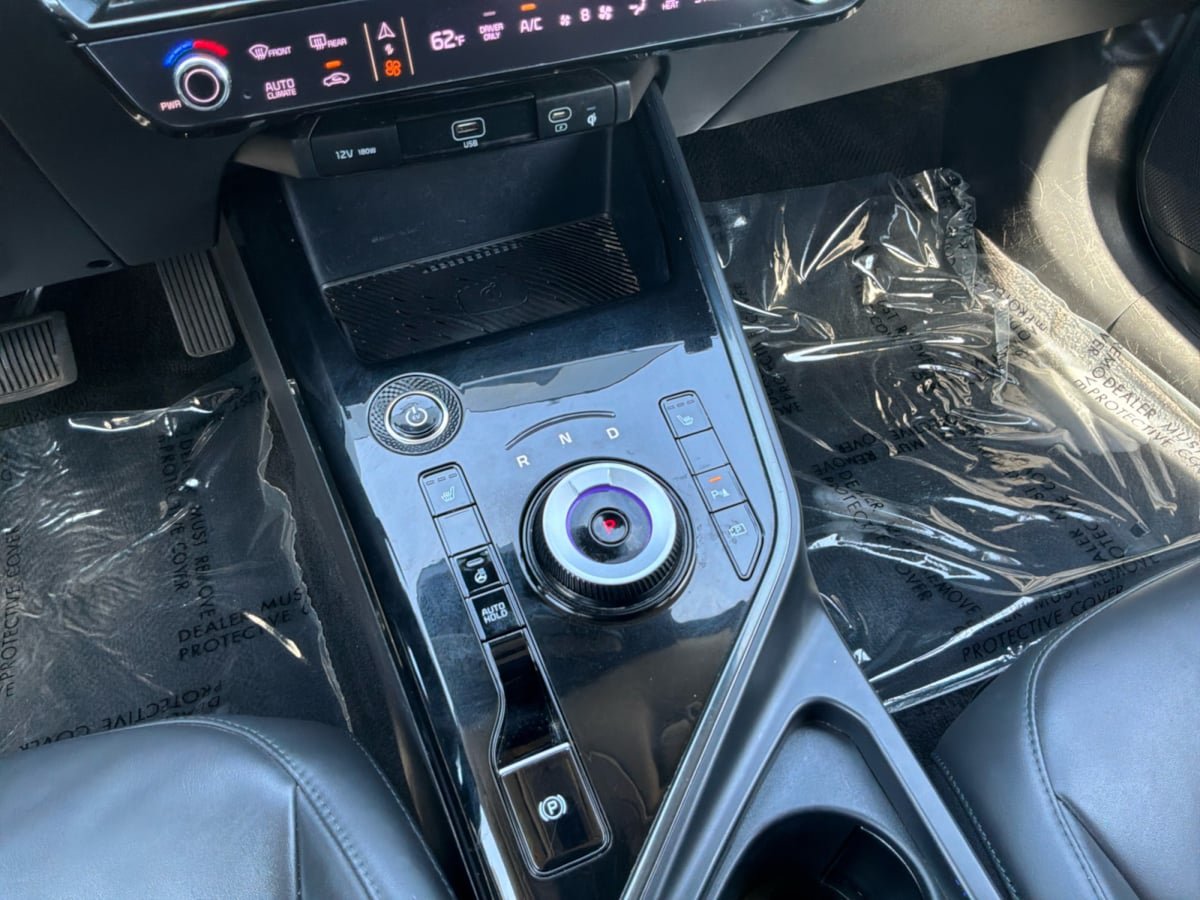 Used 2023 Kia Niro Wind w/ Wind Preserve Package FWD image 16