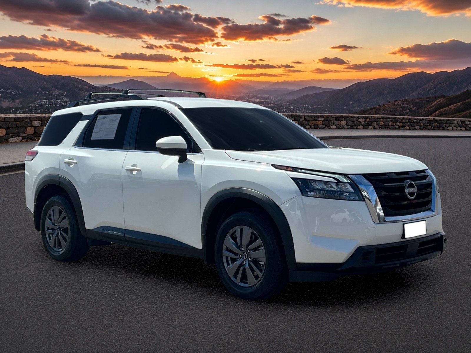 Used 2024 Nissan Pathfinder SV FWD image 7