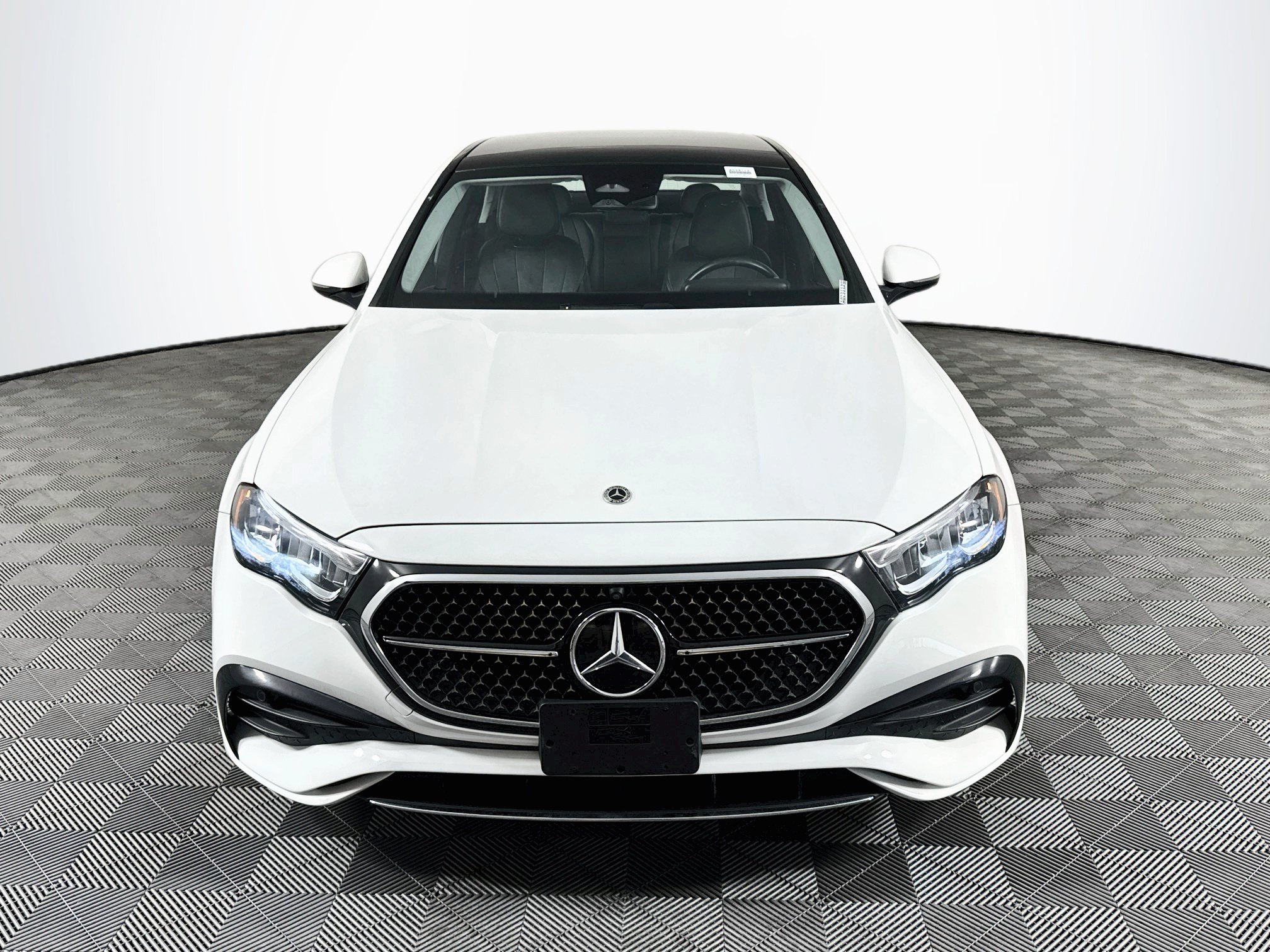 Used 2024 Mercedes-Benz E 350 4MATIC Sedan w/ Winter Package image 2