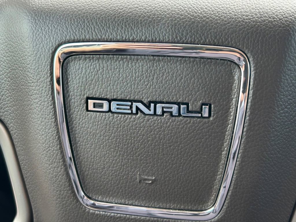 Used 2018 GMC Sierra 2500 Denali w/ Duramax Plus Package AWD/4WD image 39