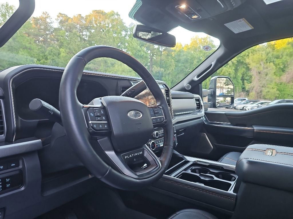 Used 2024 Ford F350 Platinum AWD/4WD image 9