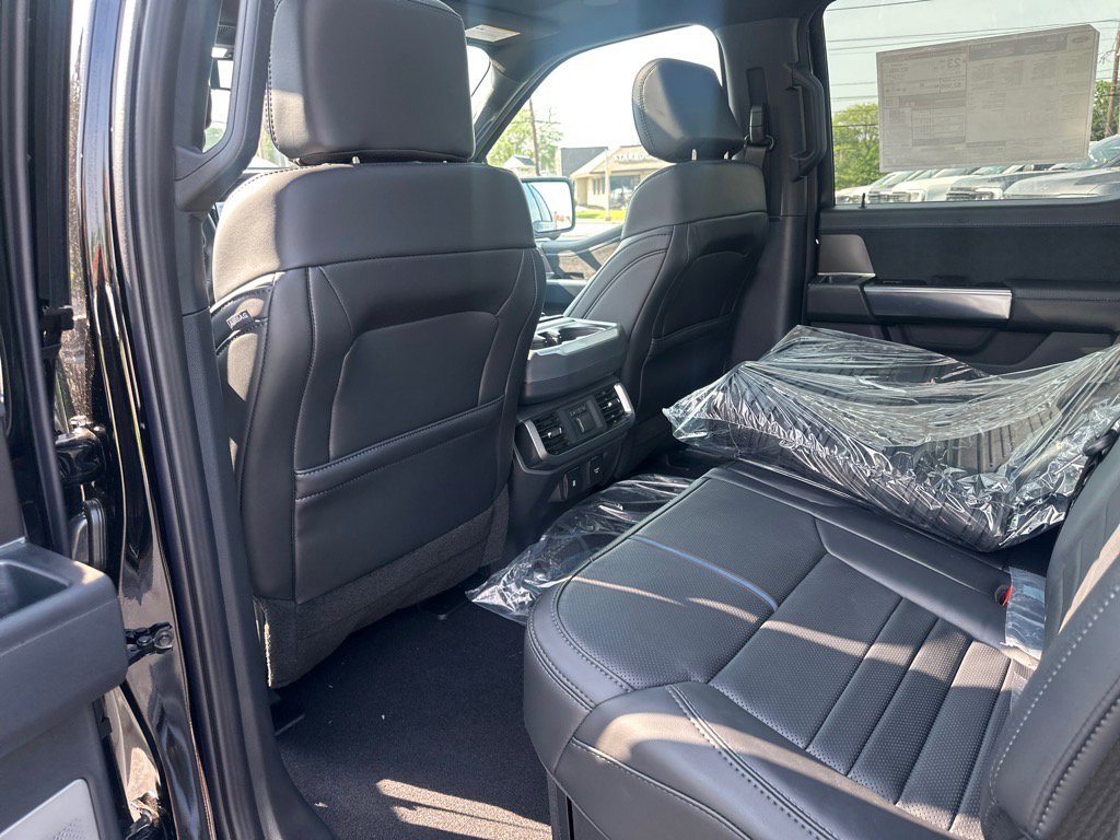 New 2025 Ford F150 Platinum w/ Equipment Group 702A High image 45