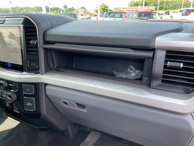 New 2026 Ford F250 XLT w/ XLT Premium Package AWD/4WD image 63