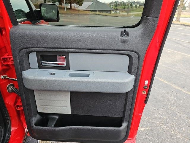 Used 2013 Ford F150 XLT w/ Luxury Equipment Group image 17